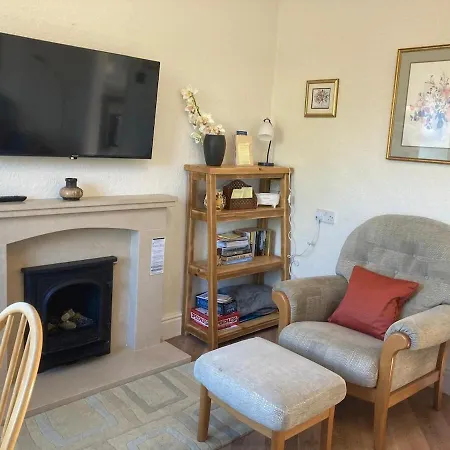 Holiday home Sunrise, 3 East View *