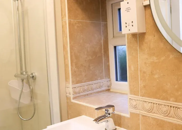 Sunrise, 3 East View Holiday home Bradford (Derbyshire)