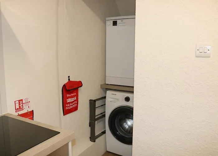 Sunrise, 3 East View