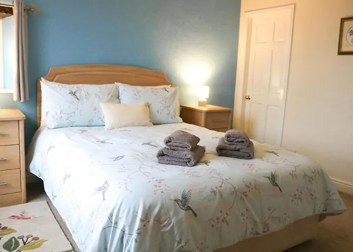 Sunrise, 3 East View Bradford (Derbyshire)